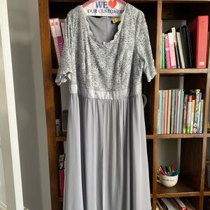 Formal Lace Top Dress